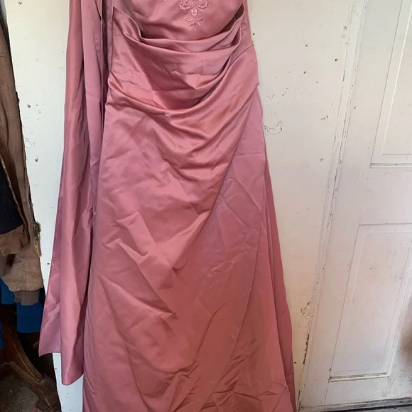David's Bridal Dusty Rose Maxi Dress - Picture 1 of 3